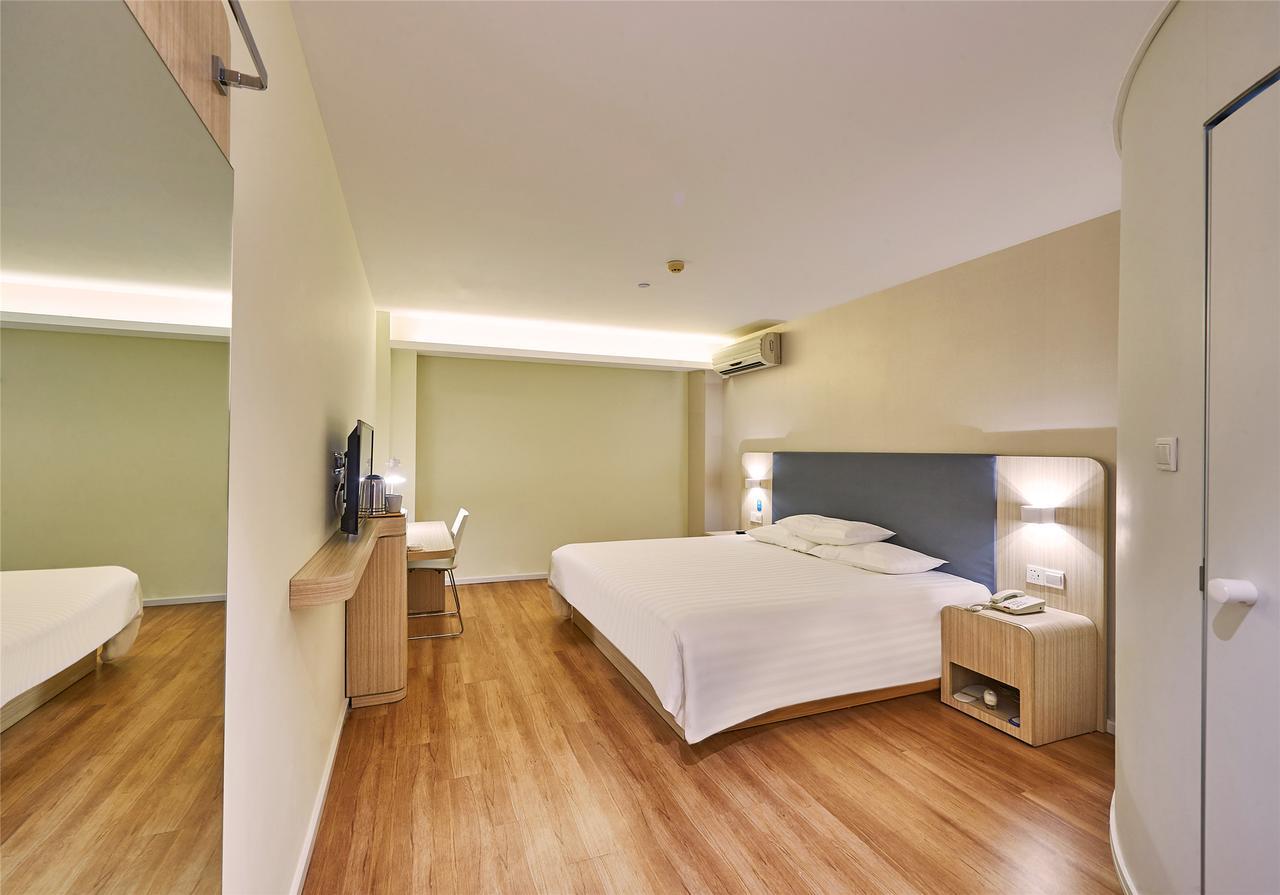 Hanting Hotel Shanghai Hongqiao National Exhibition Center Jidi Road Bagian luar foto